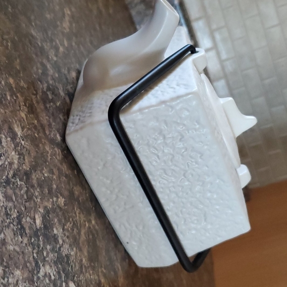 Teapot - Picture 2 of 2